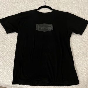 Used Mens Forum Snowboarding T-Shirt Size Medium